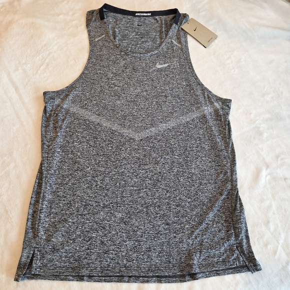 New with Tags Nike Dri-FIT "Runng" Men's Small Running Tank Top CZ9179-011 - Picture 1 of 9
